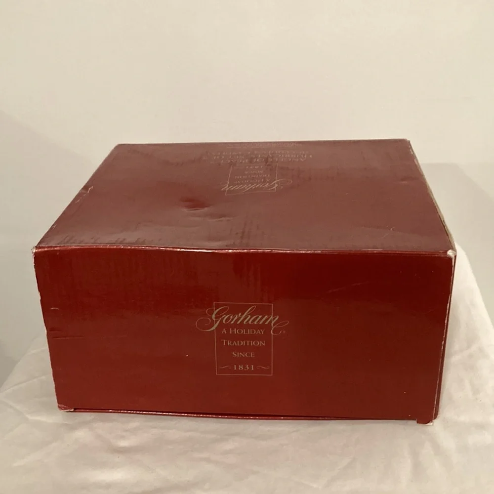 Gorham Angels Of Peace Hurricanes, Set Of 2 (Includes 2 Candels) - Picture 3 of 9